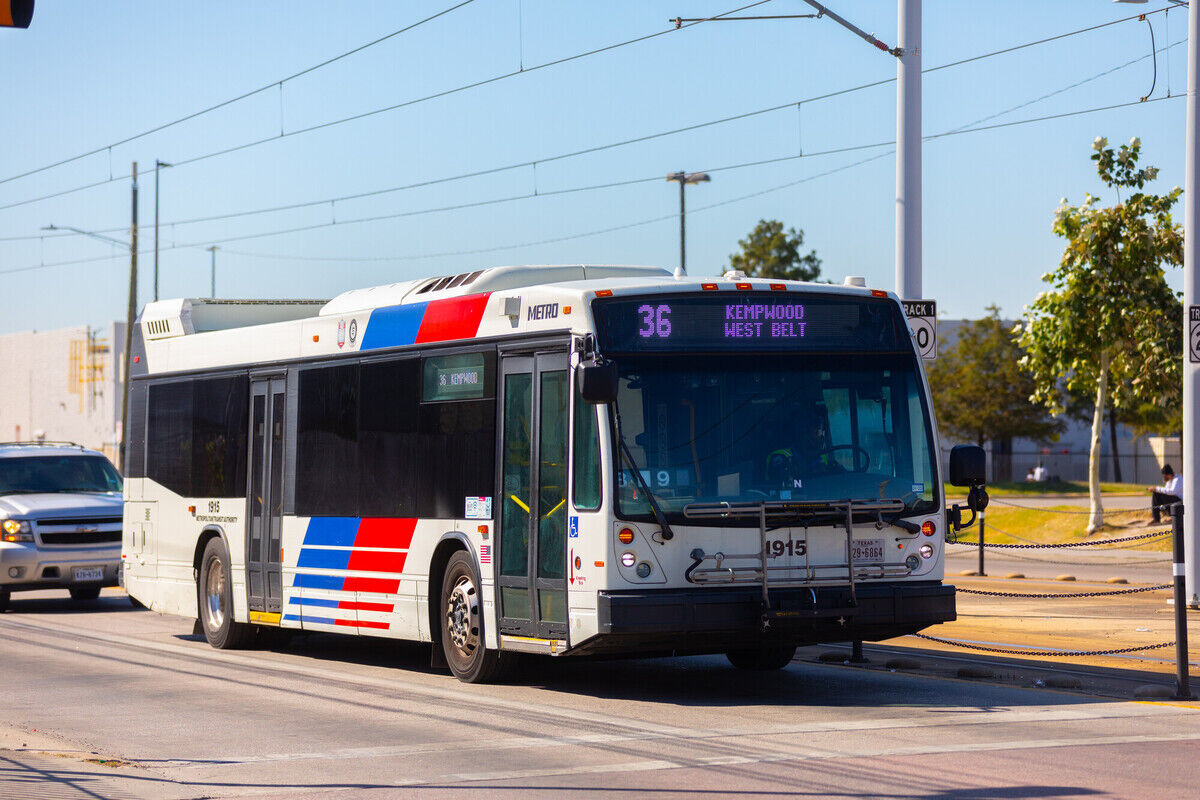 HoustonMetroBus.jpg